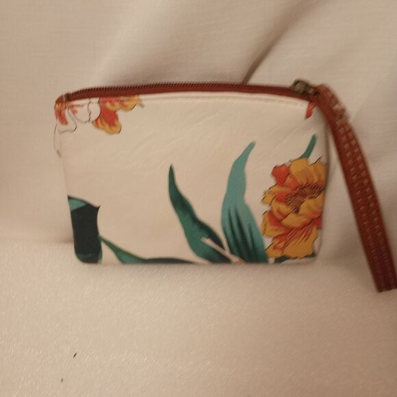 BOC Beautiful Floral Wristlet ~ Born Concepts - Picture 4 of 5